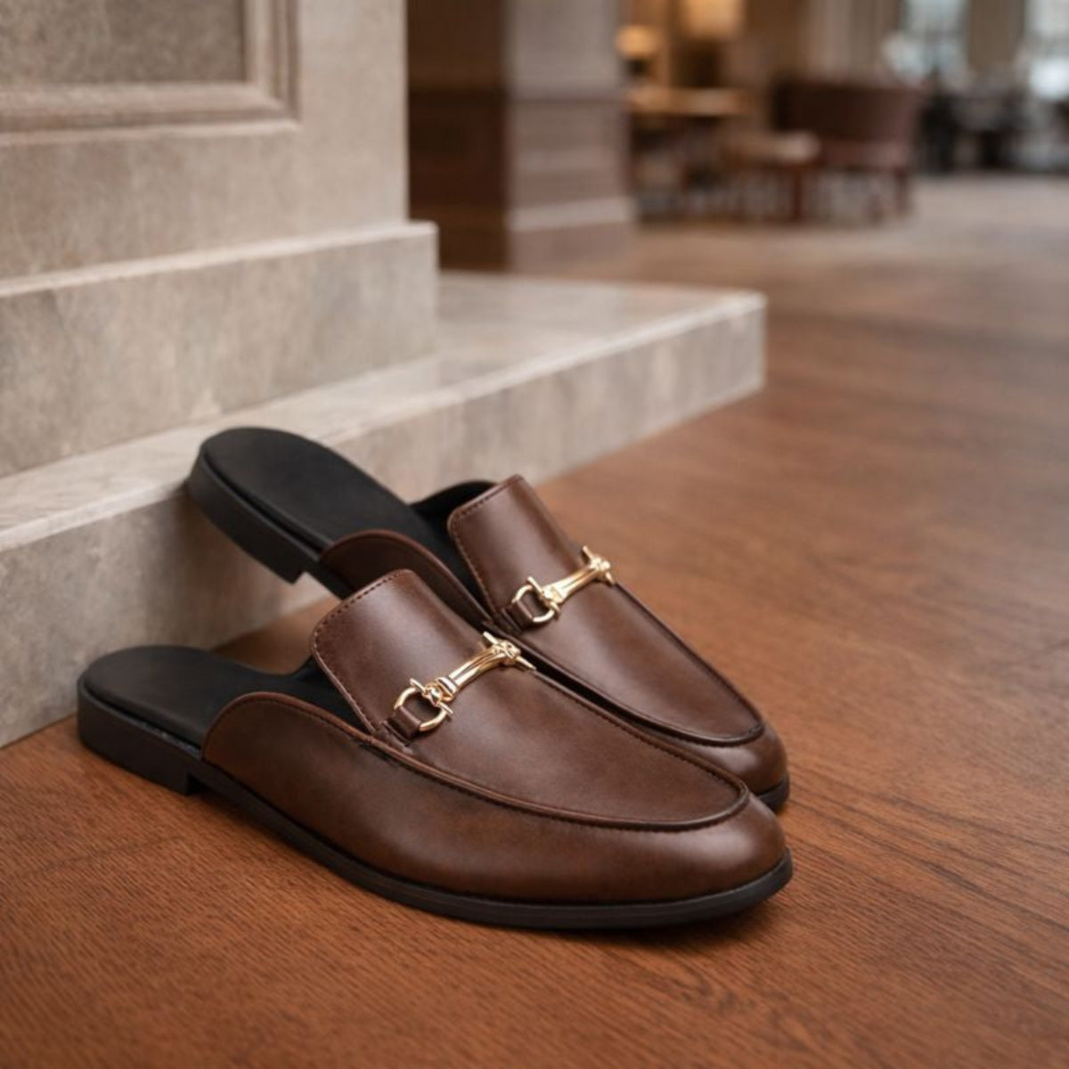 Commodore Mule with Horsebit