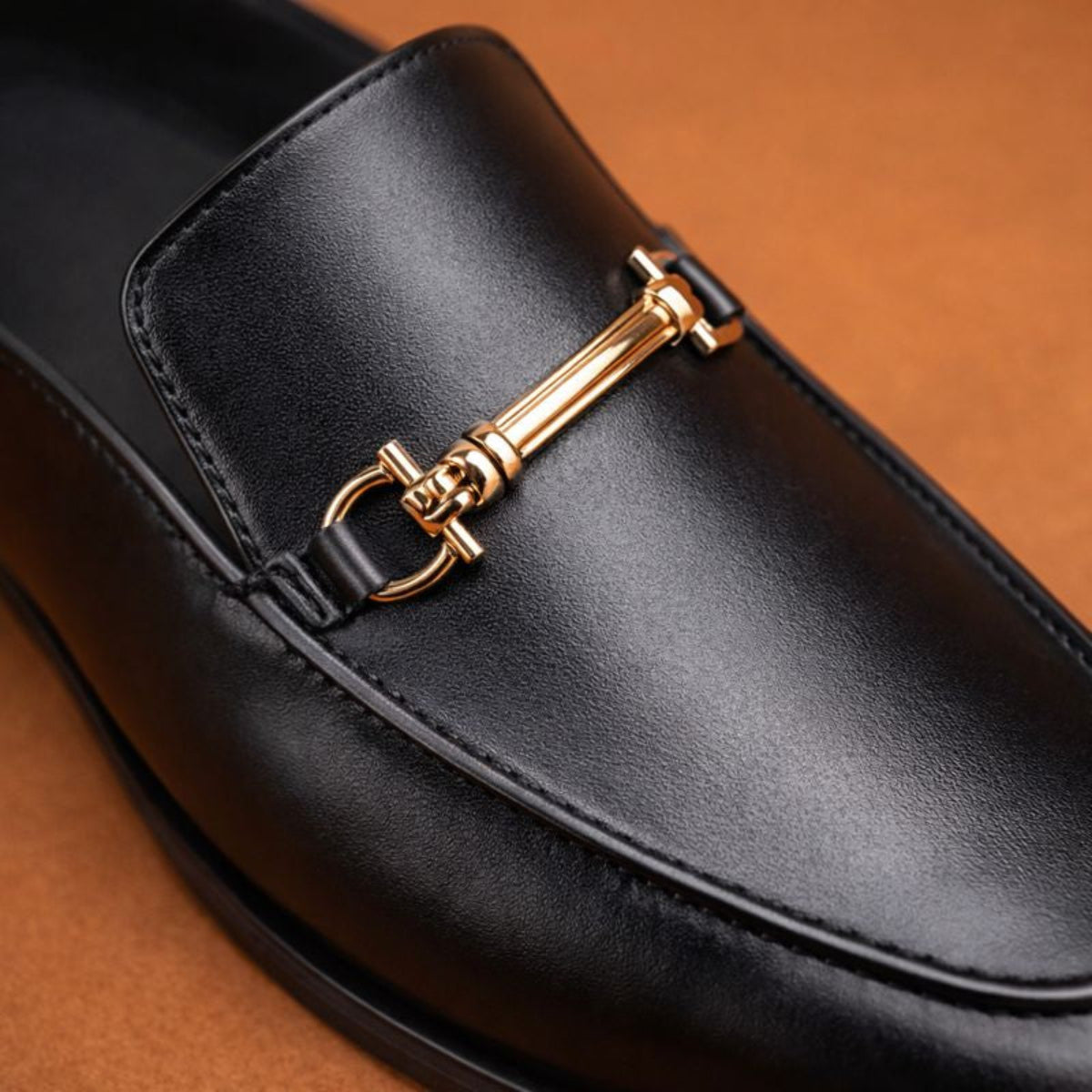 Commodore Mule with Horsebit